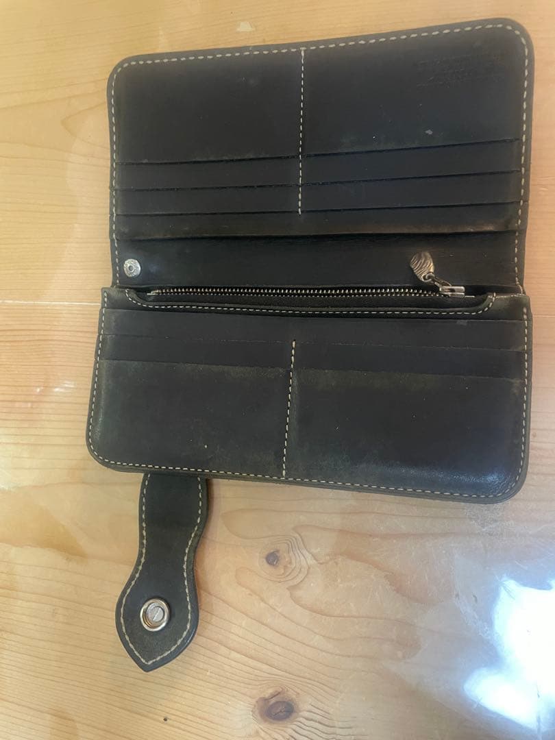 FUNNYファニー　パイソン　長財布　ベクターコンチョ