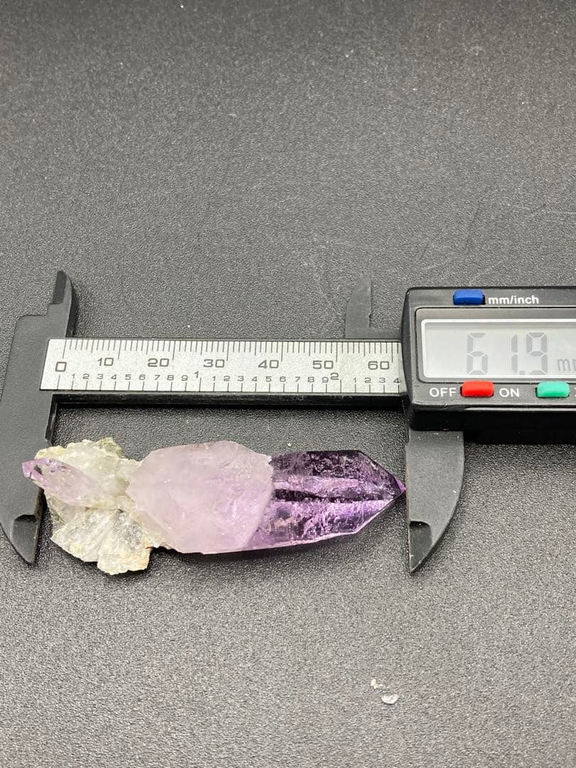 ベラクルスアメジスト 原石 クラスター 天然石 世界一美しいアメジスト