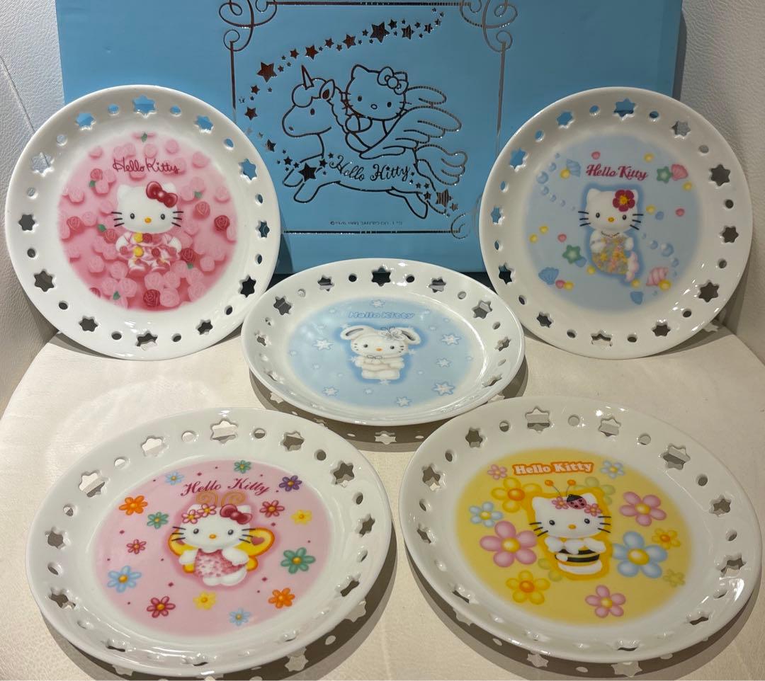 ハローキティ　お皿　25周年記念限定 5枚セット 新品箱入り　サンリオ　激レア