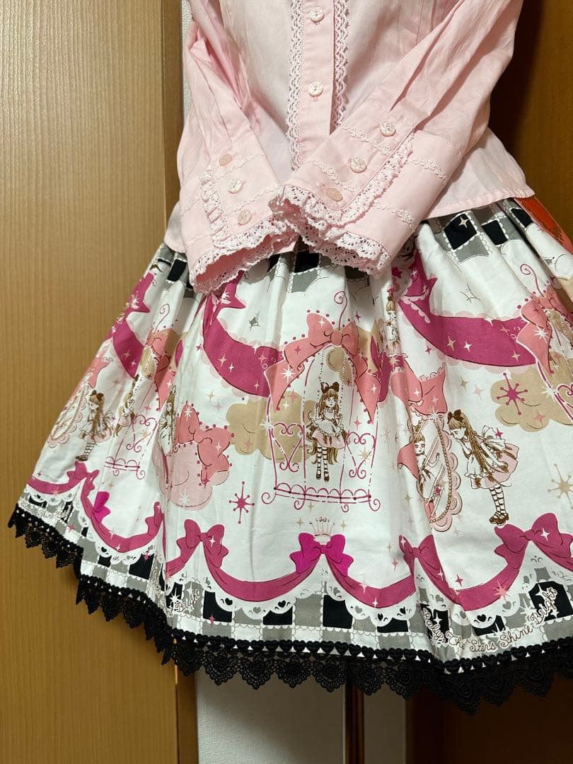 baby アリスのリボン王国柄スカート