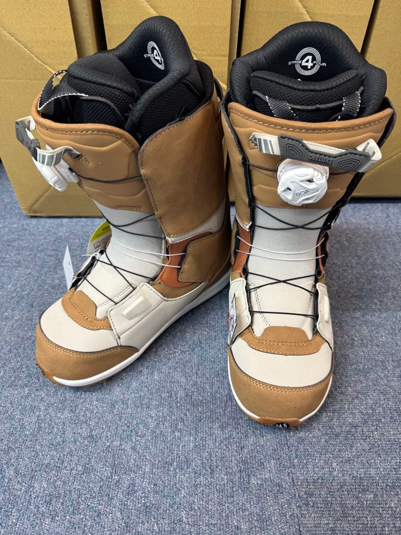 25-26 DEELUXE ブーツ 24.5 NOMAD ディーラックス ノマド