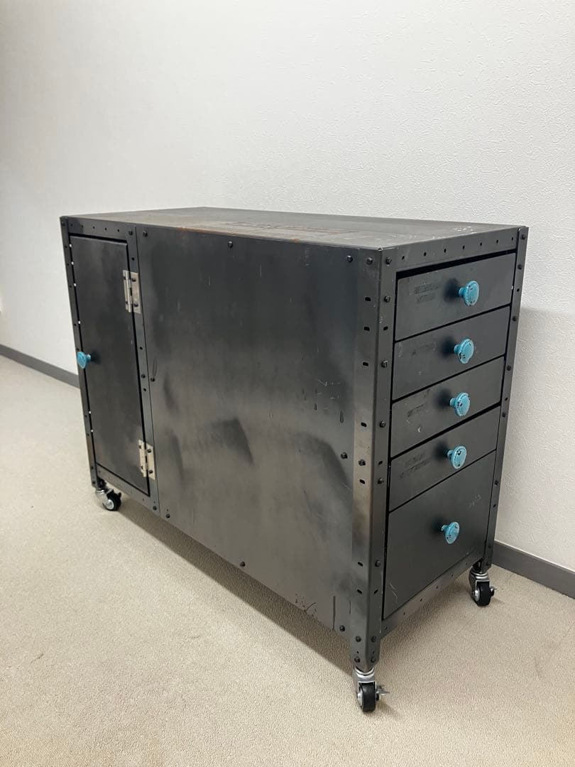 z*i様 MILLS TOKYO スチール製ワゴン｜オーダーメイド品