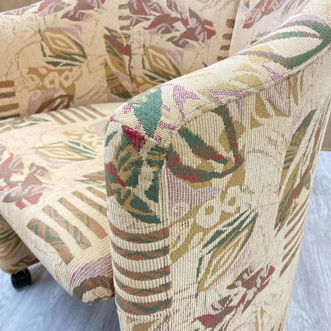 フクラ　ラウンジチェア　ソファ　椅子　アームチェア　キャスター付き　B