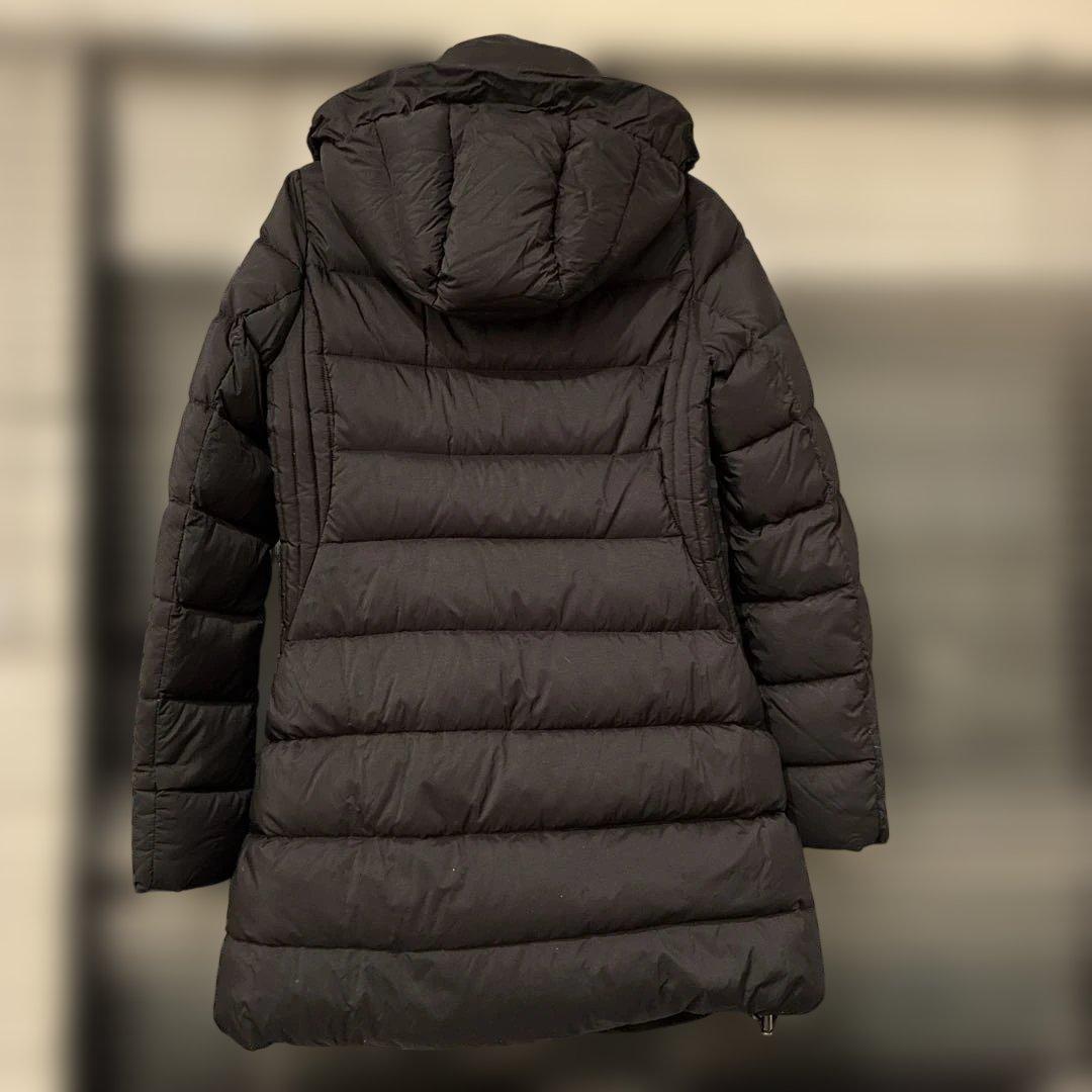 タトラス ダウンコート