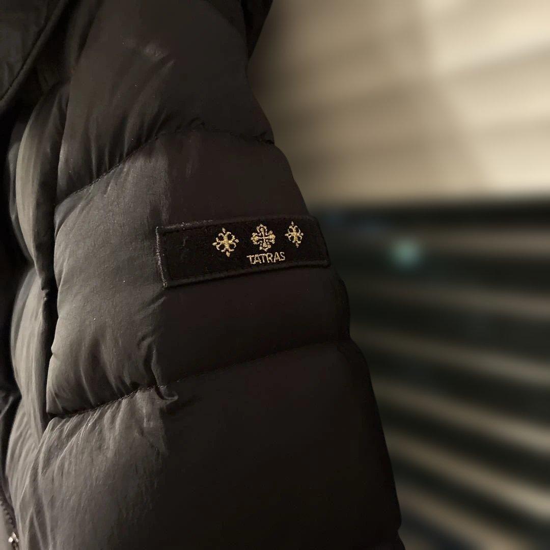 タトラス ダウンコート