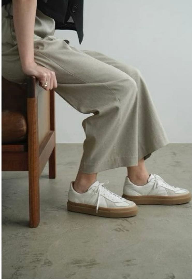 靴 CLANE GERMAN MILITARY TRAINER