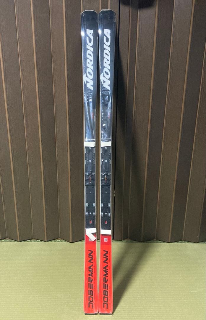 24/25 新品　選手用 NORDICA ドーベルマンGS 178cm