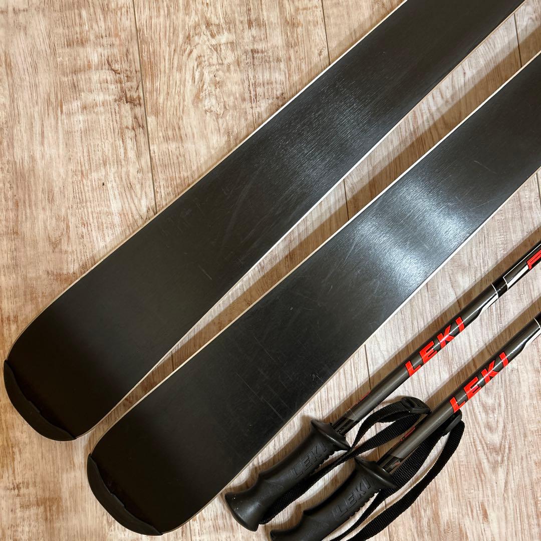 ◾️カービングスキーセット　スキー板130㎝ ブーツ23.5㎝　子供用　ジュニア用