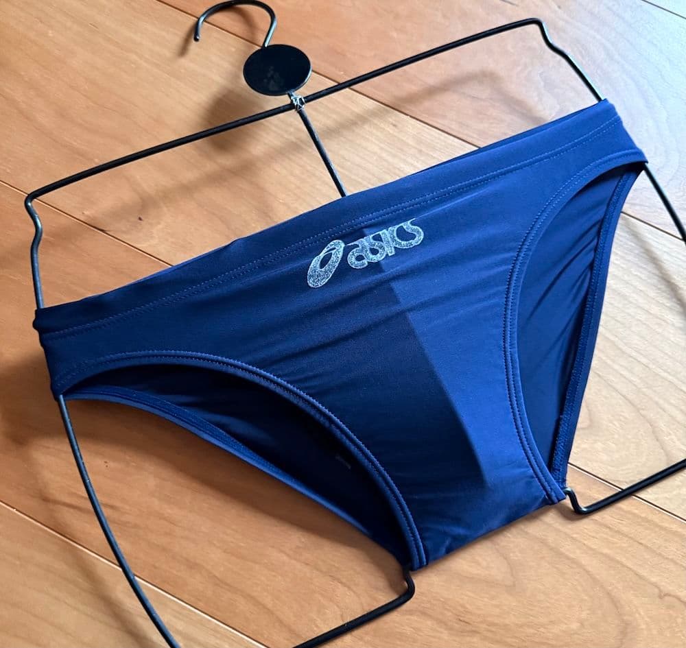 【美品】asics　水がはじけるP2　ネイビー　Mサイズ　ライフセーバー　競パン