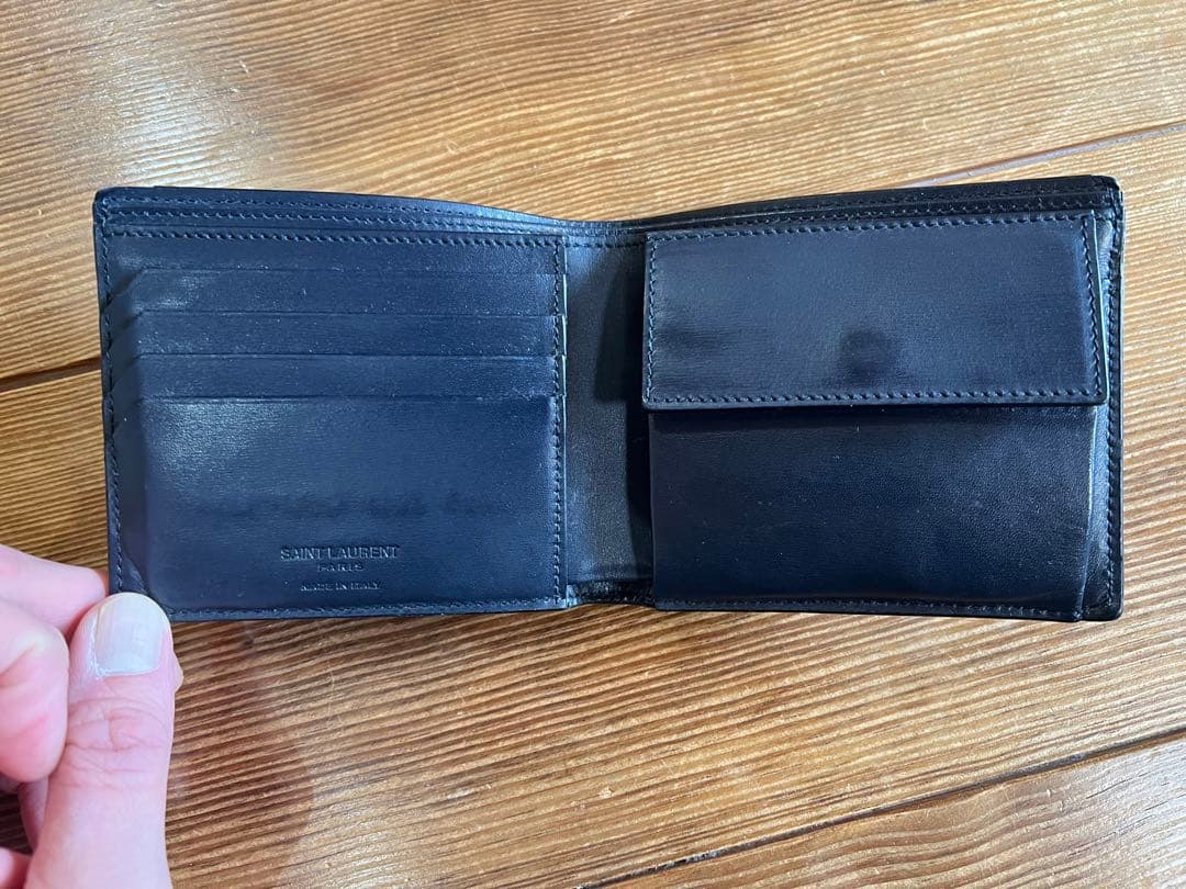 交渉可　SAINT LAURENT 二つ折財布DB