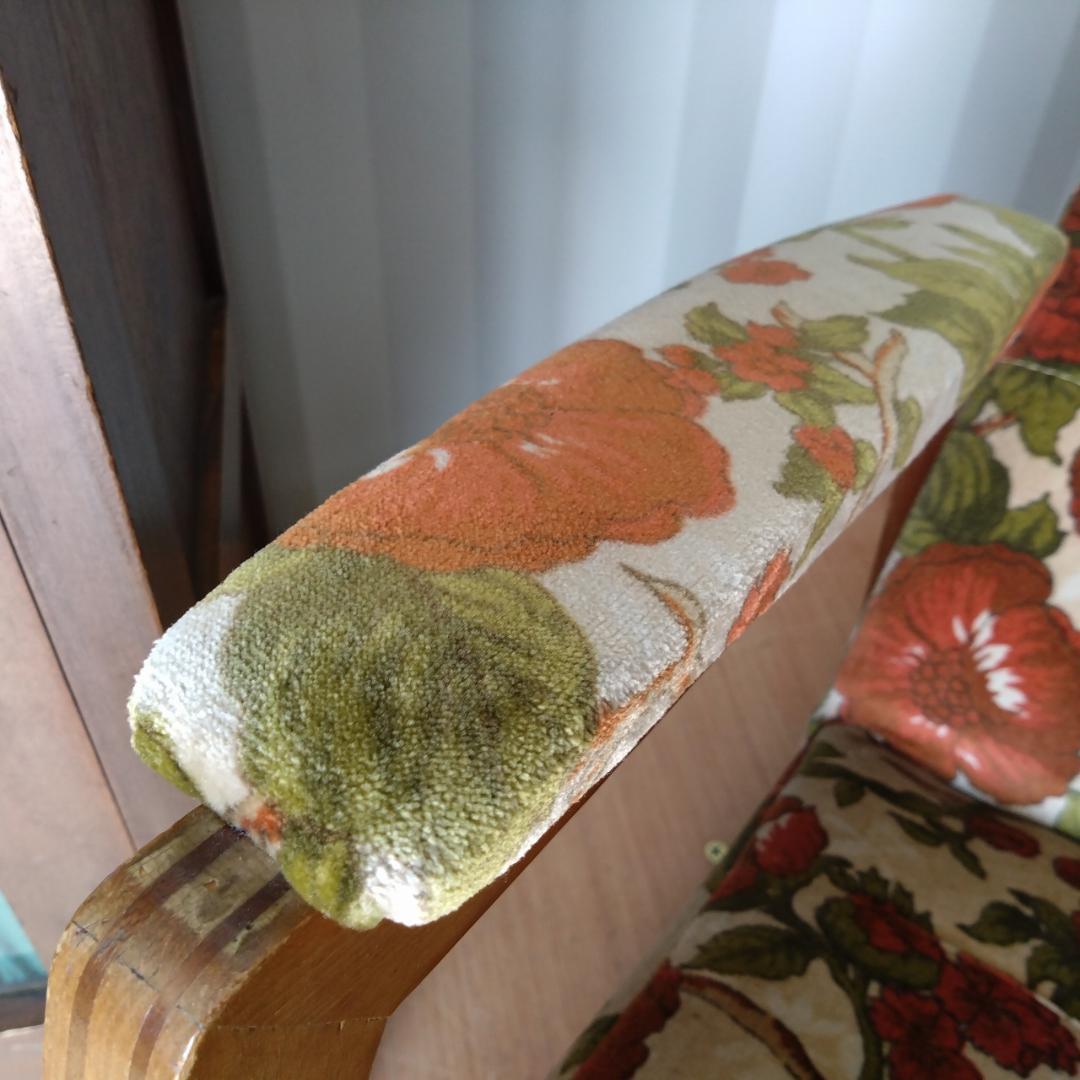 ロッキングチェア　椅子　花柄