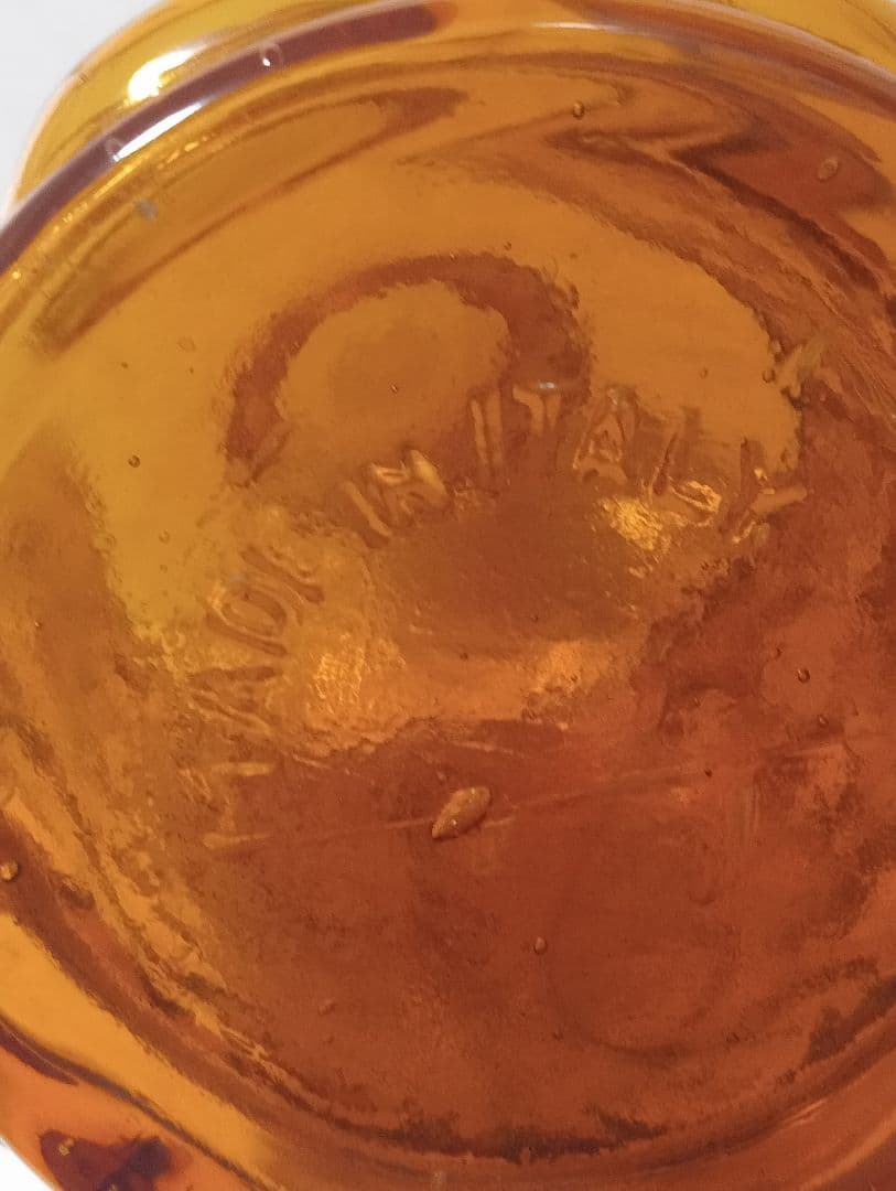 イタリア製アンティーク カラフェ 瓶 装飾的なアンバーガラスボトル 1960年代