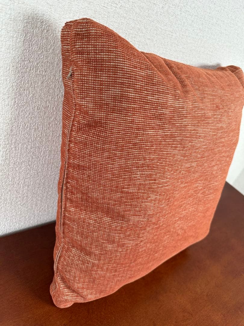 展示品 arflex アルフレックス クッション 天然羽毛 ※r2