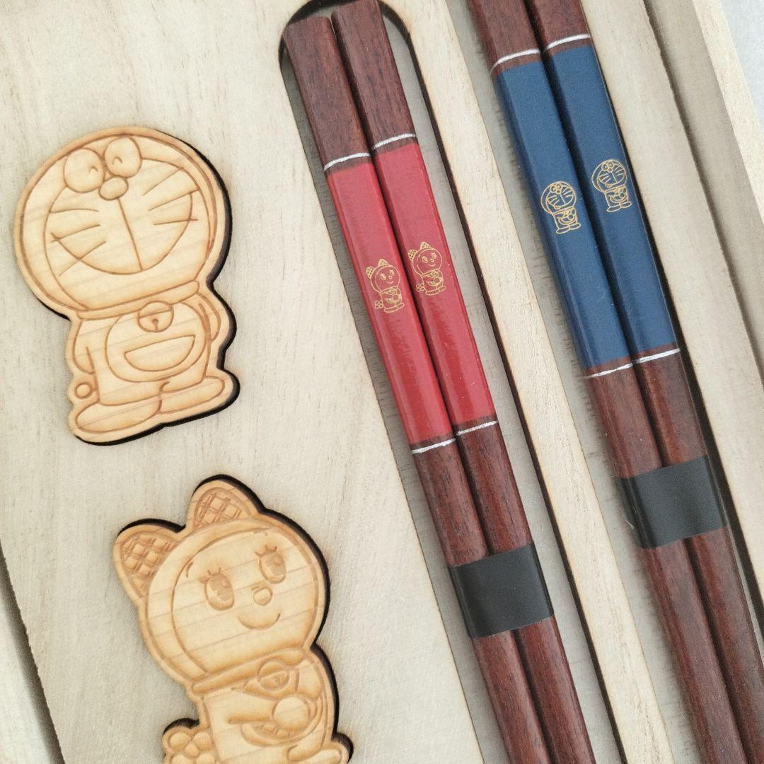 ドラえもん　箸セット　箸置き付
