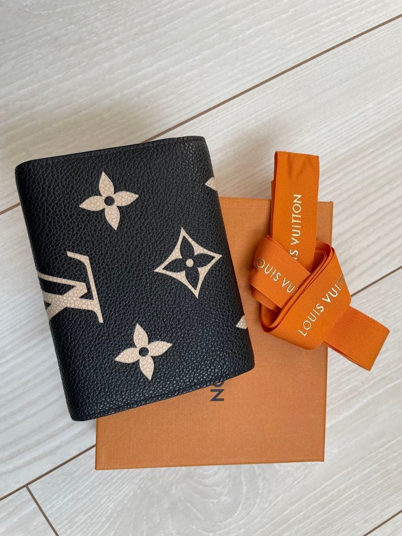 Louis Vuitton 三つ折り財布 ブラック