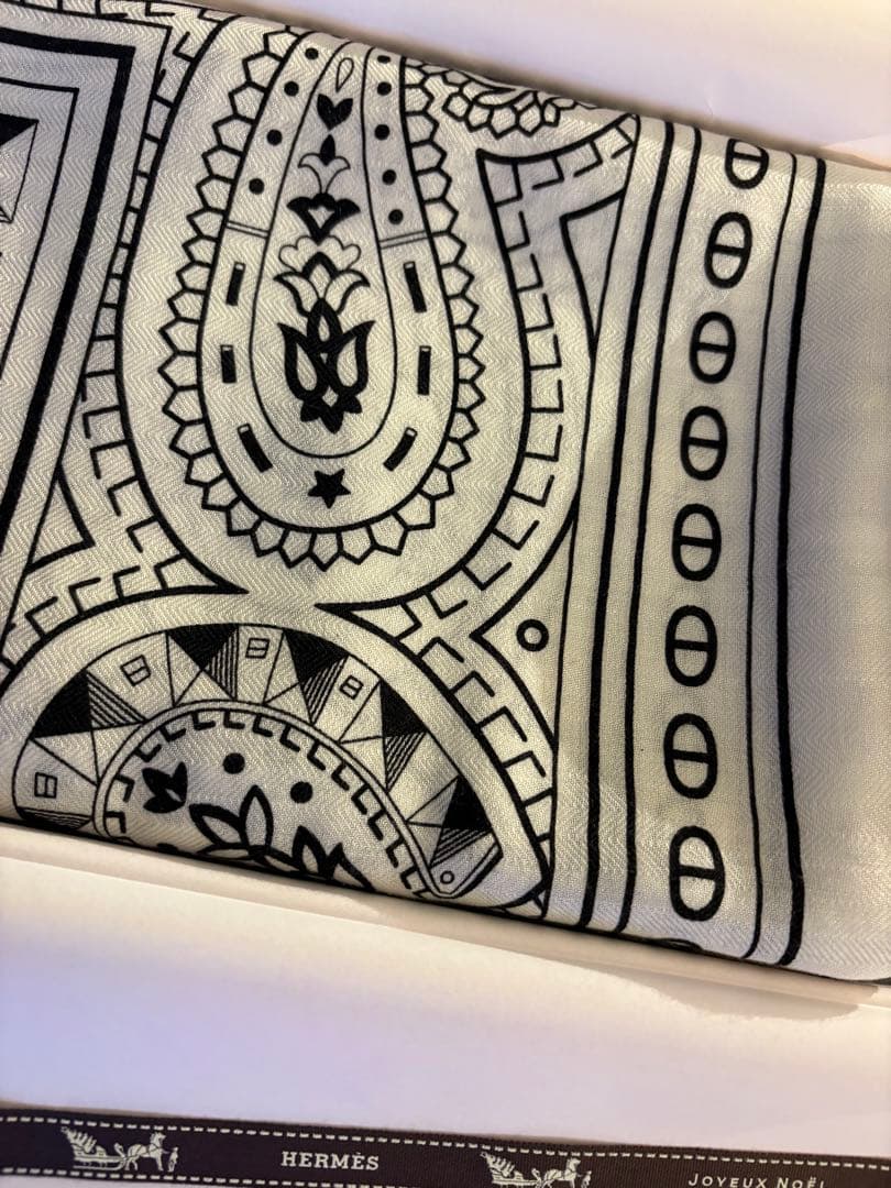 新品未使用2025AWエルメス カレジェアン シュヴァル・ドゥ・クール・バンダナ