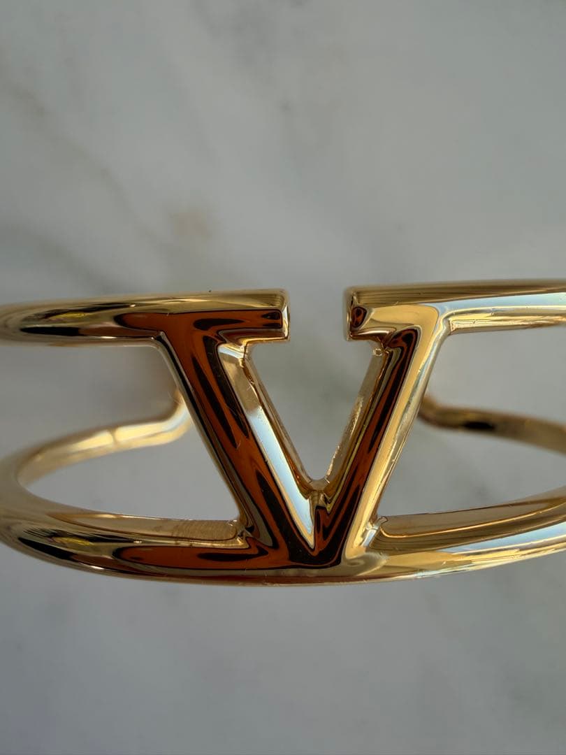 VALENTINO Vロゴ　シグネチャーメタルブレスレット　ヴァレンティノ