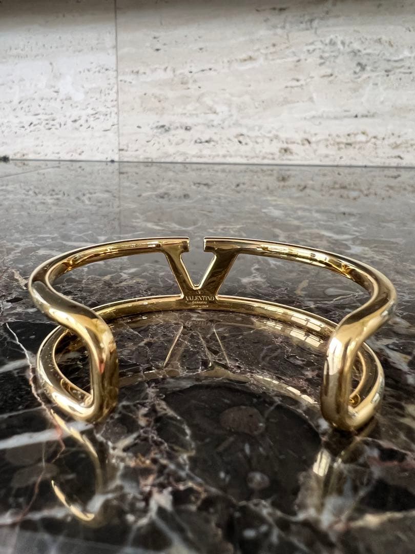 VALENTINO Vロゴ　シグネチャーメタルブレスレット　ヴァレンティノ