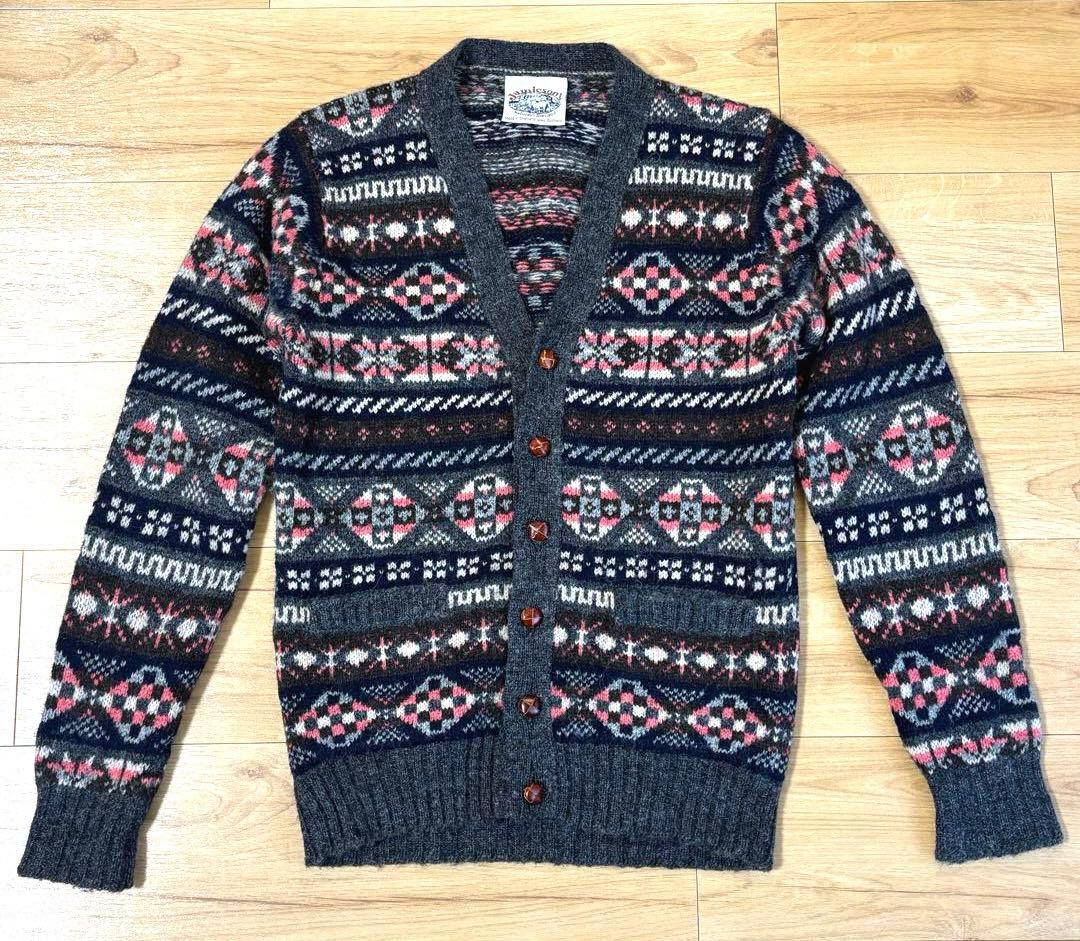 Jamieson’s ジャミーソンズ フェアアイル Vネックカーデガン