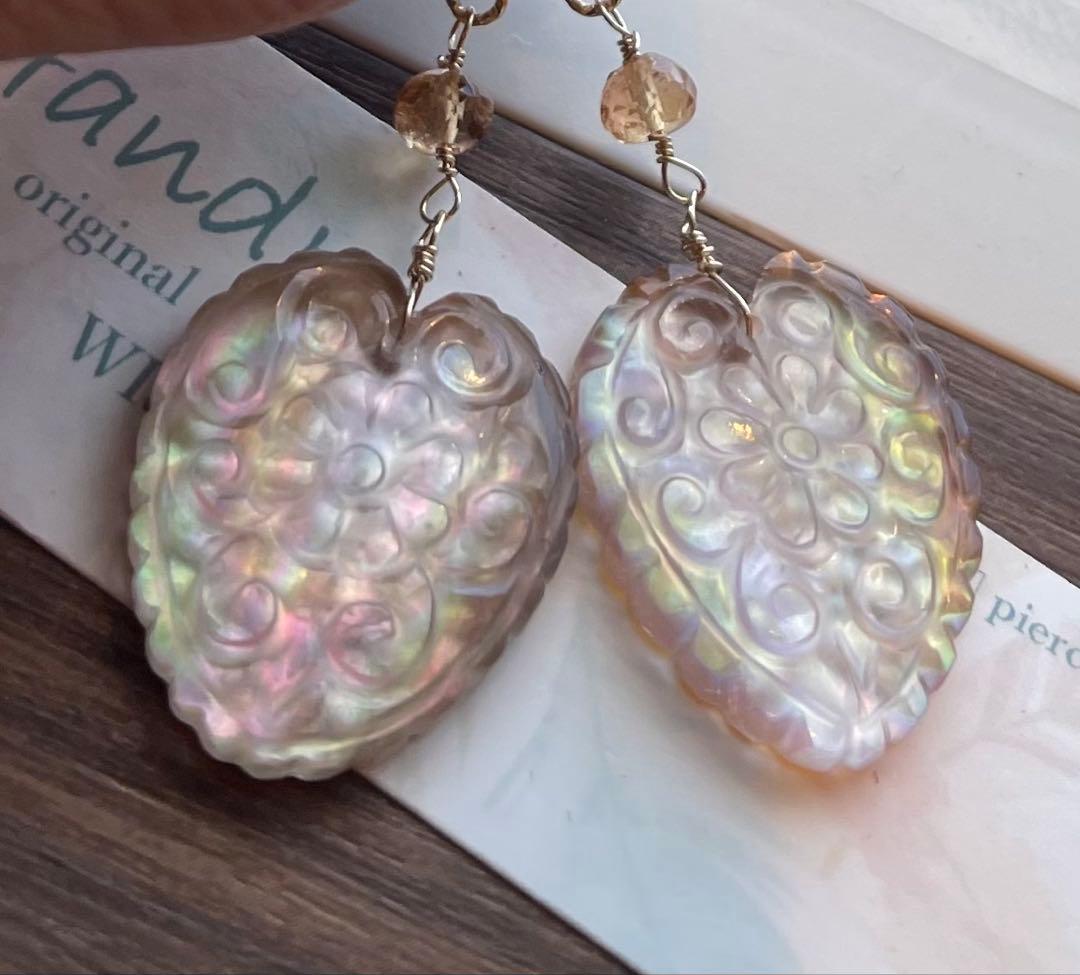 値下フィカスフラワーカービングピンクシラーが綺麗なブラウンマザオパ水晶ダブレット