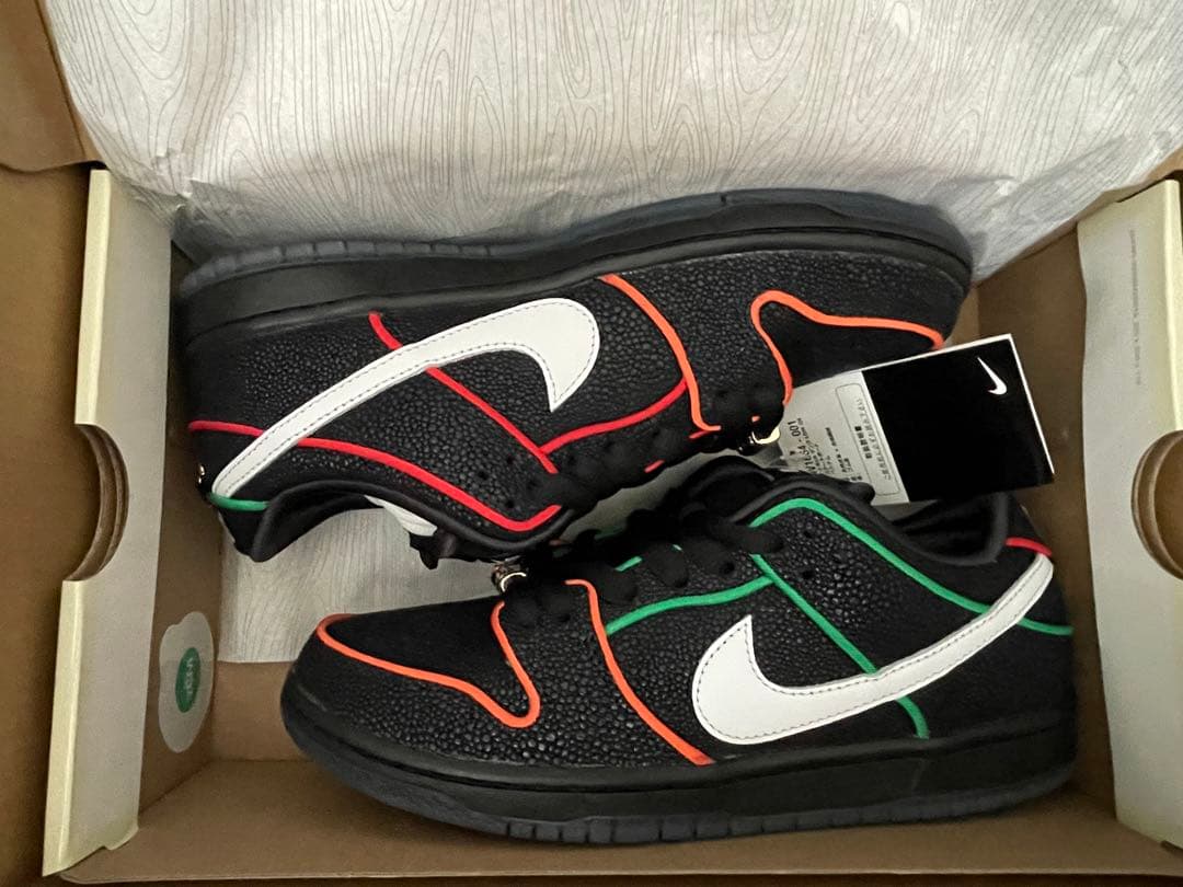 Bronx Girls Skate × Nike SB Dunk Low Pro
