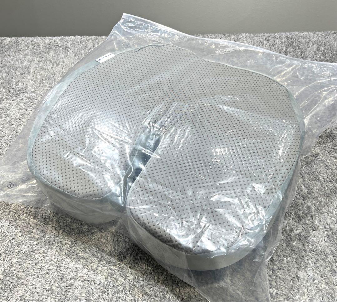 【新品】【非売品】骨盤サポート低反発クッション（ファイテン・PHITEN）