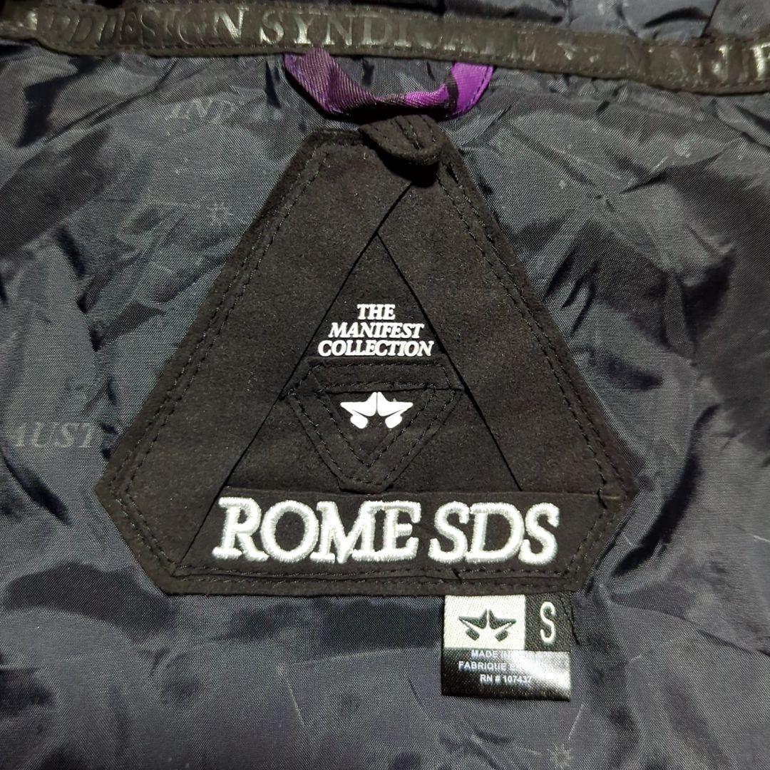 新品 タグ付　ROME SDS 　上　スノボー　スキー　ウェア　フード　柄