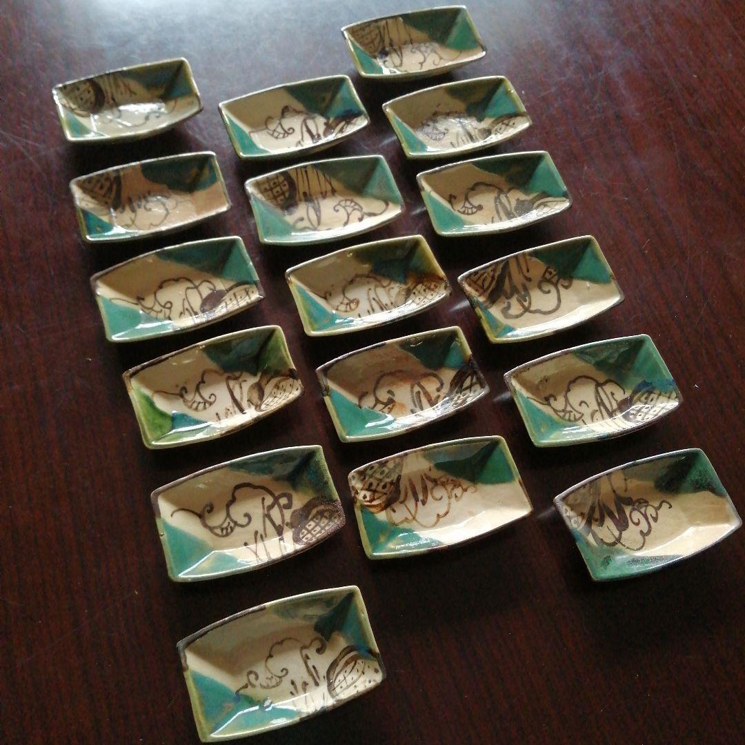 瀬戸焼　織部舟形手塩皿　17枚　7.8cm　大正～昭和初期