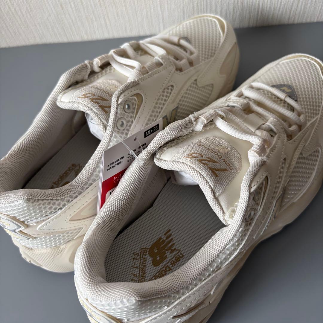 【新品未使用】 ニューバランス スニーカー ML725 クリーム 26.0cm