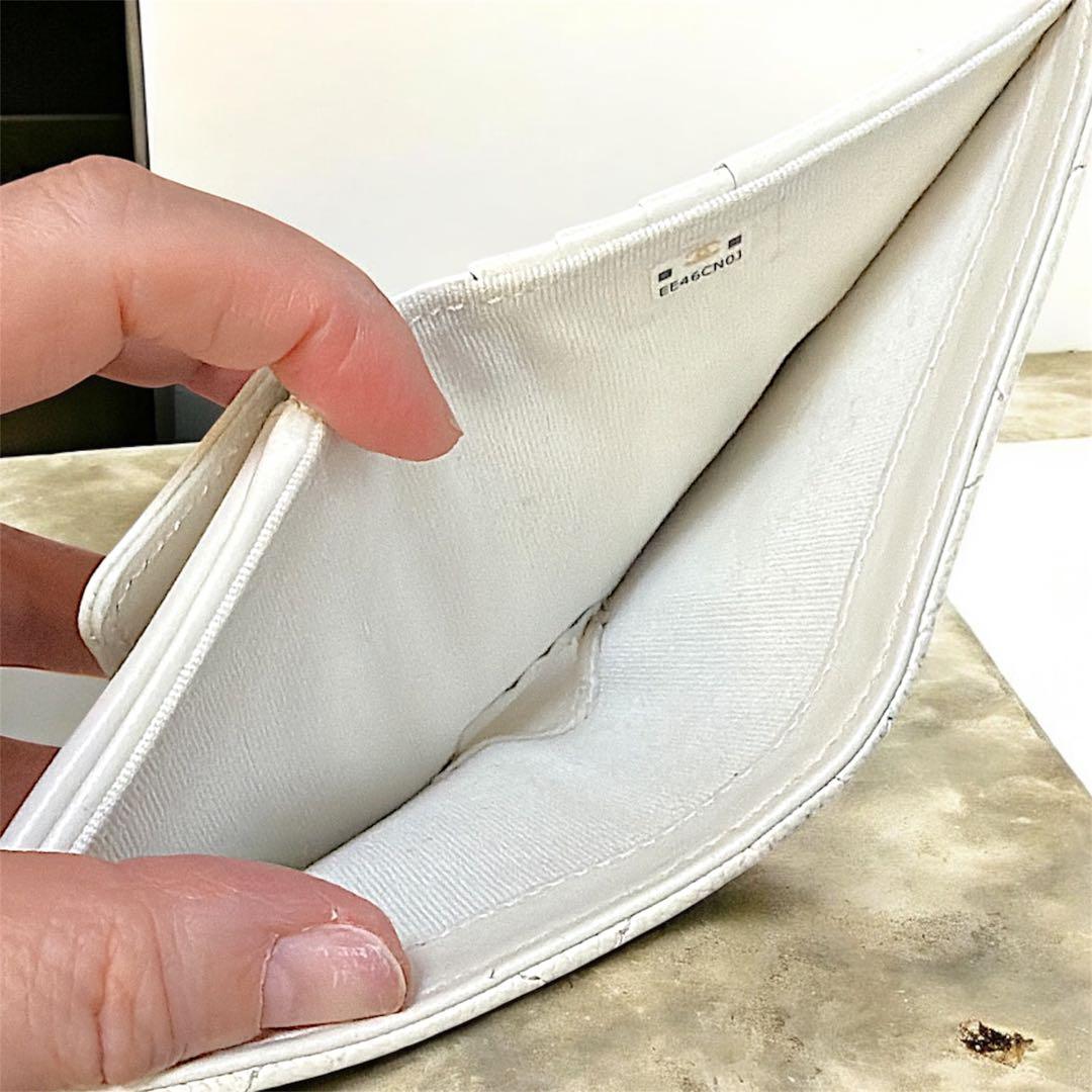 【CHANEL】シャネル財布☆コンパクトウォレット☆キャビアスキン☆美品☆付属品