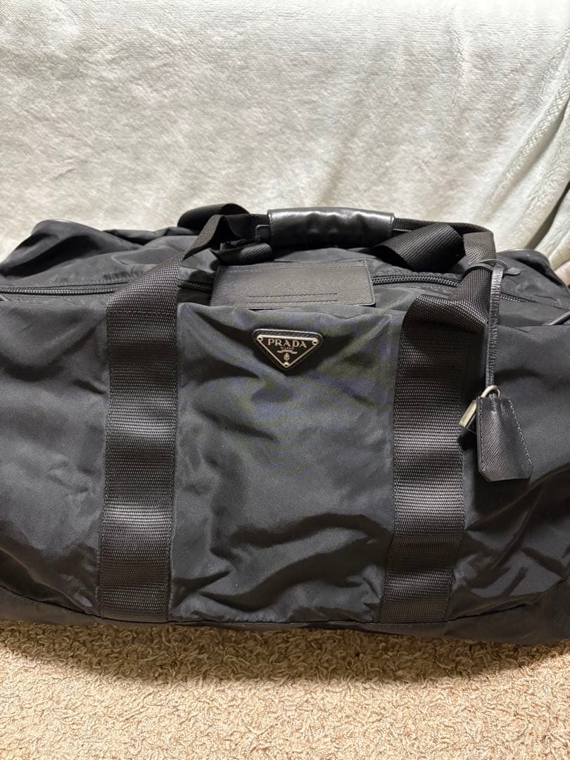 南京錠付き　PRADA プラダ ボストンバッグ