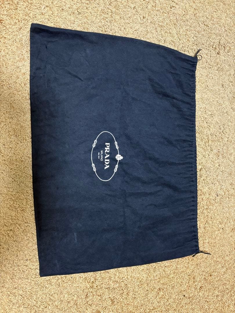 南京錠付き　PRADA プラダ ボストンバッグ