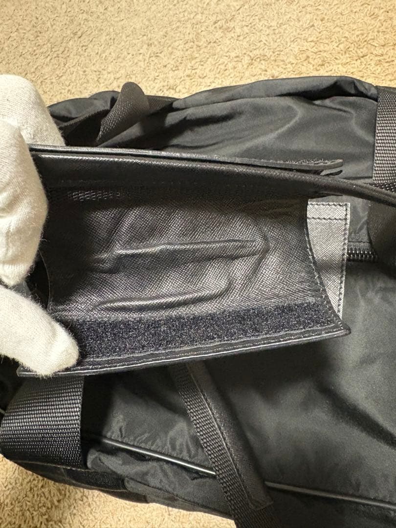 南京錠付き　PRADA プラダ ボストンバッグ