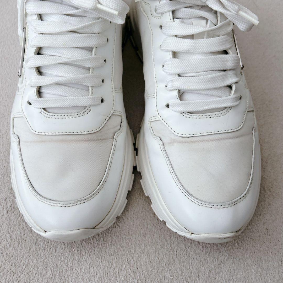 PRADA ホワイト スニーカーRE-NYLON レザー 三角プレート ホワイト