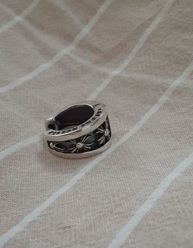 クロムハーツ NARROW V-CHX LナローV CHX シルバーピアス