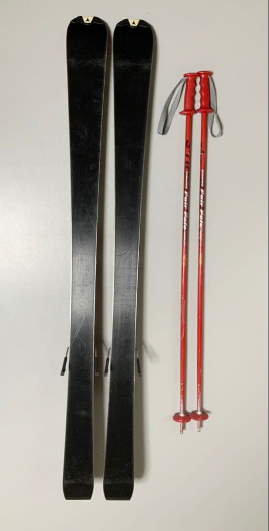 ジュニアスキー 4点セット　ATOMIC 板130cm／靴24-24.5cm