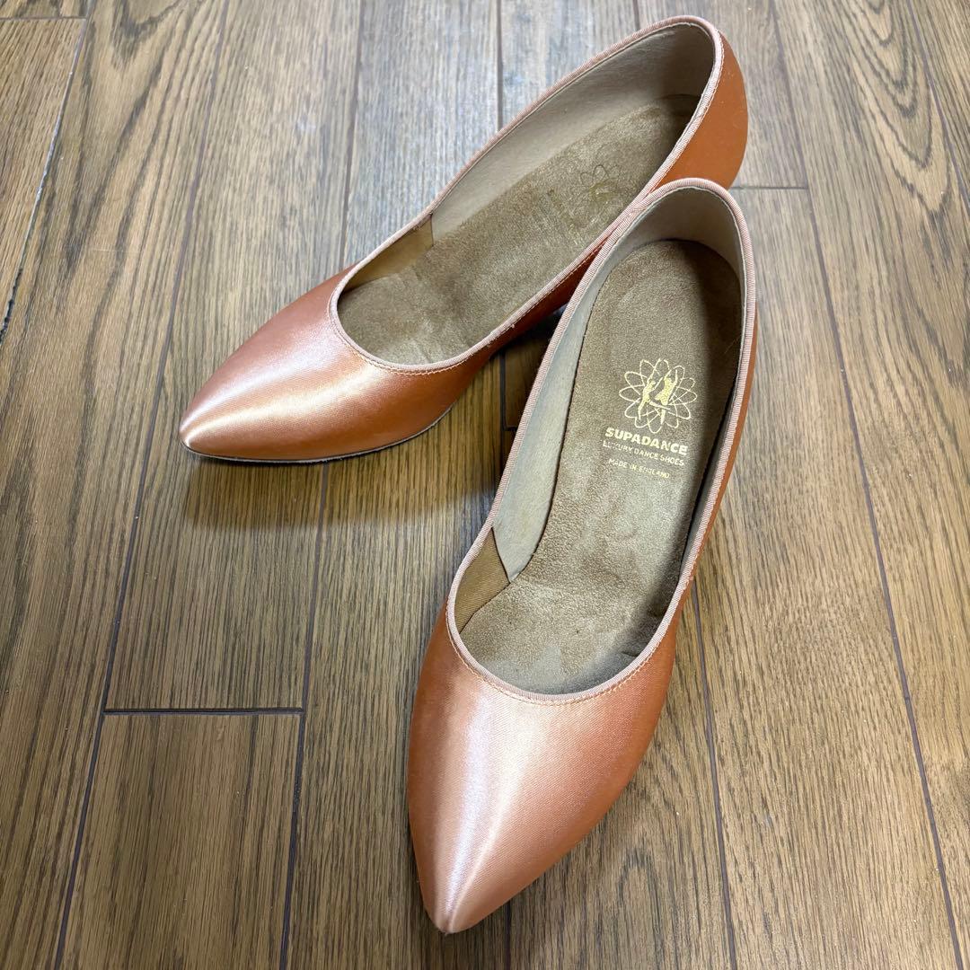 【美品】　スーパダンス　レディース スタンダード シューズ　サテン　社交ダンス