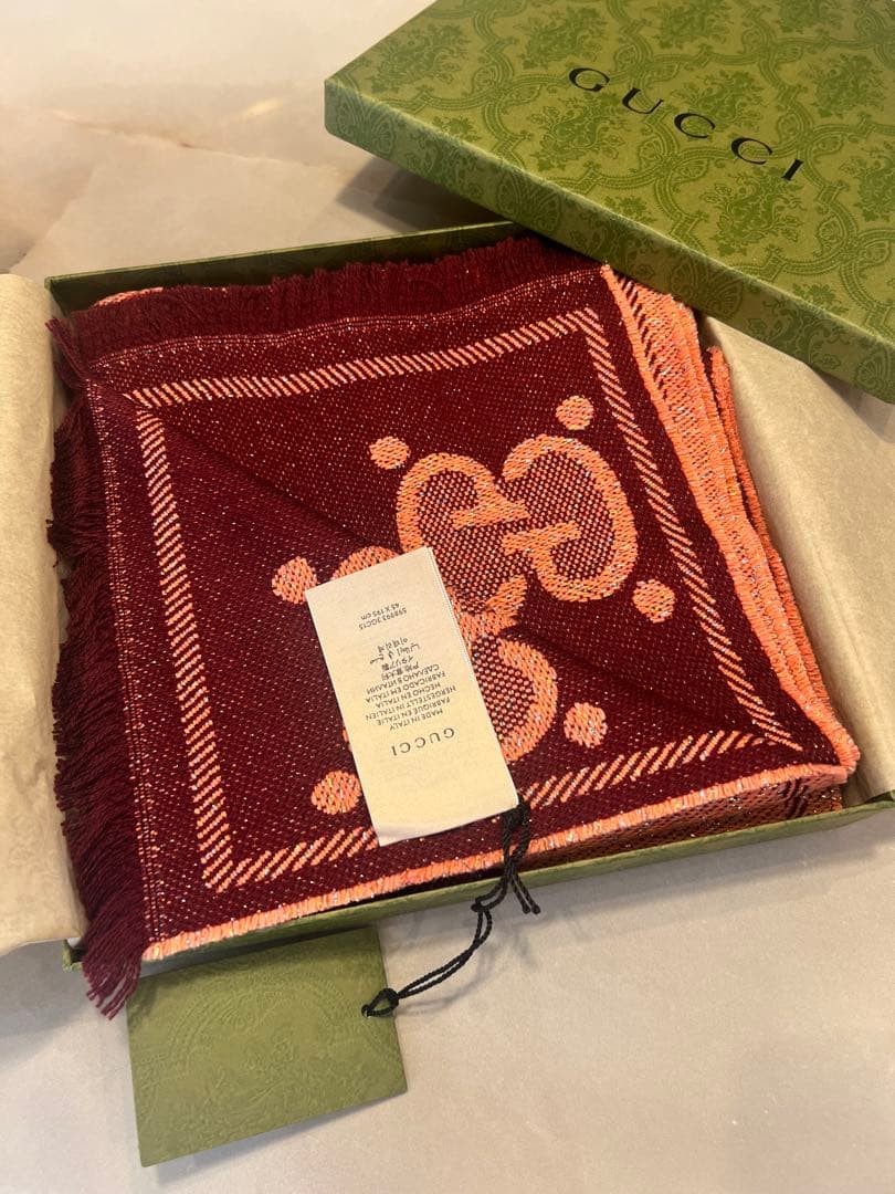【新品箱付】GUCCIグッチ マフラーGGウール ラメジャカードピンク/ボルドー