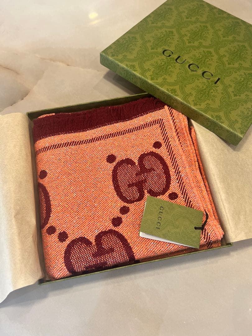 【新品箱付】GUCCIグッチ マフラーGGウール ラメジャカードピンク/ボルドー