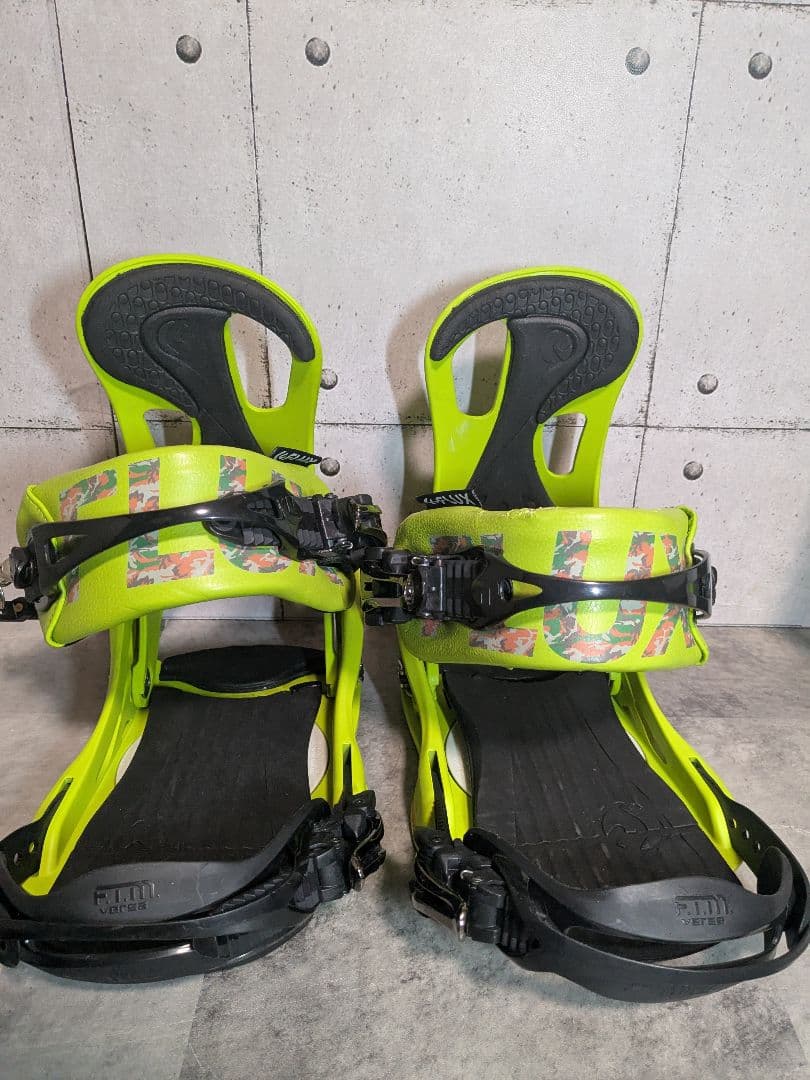 サロモン SALOMON Oh.Yeah ×FLUXスノーボード2点セット