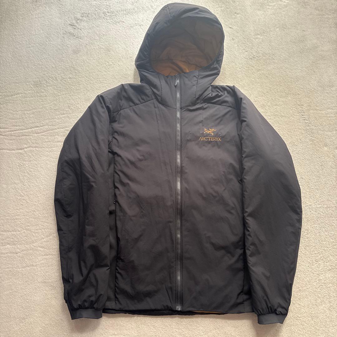 極美品ARC'TERYX atom LT hoodie 24kBLAC