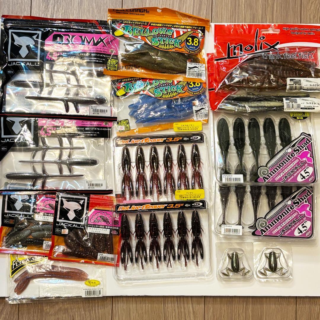 バス釣り引退セット（ワーム大量）