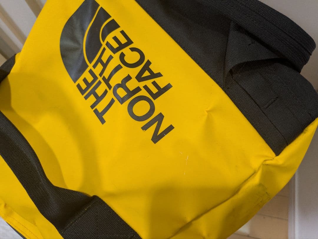 THE NORTH FACE キャリーバッグ 大容量イエロー ローリングダッフル