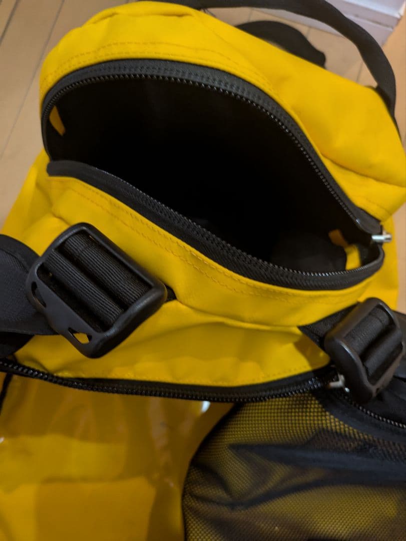 THE NORTH FACE キャリーバッグ 大容量イエロー ローリングダッフル