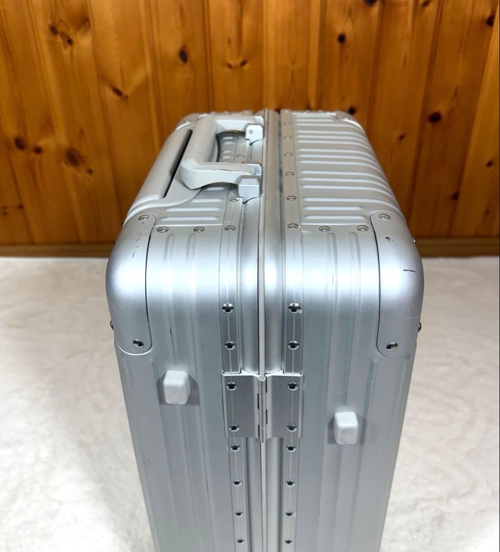 メルセデスベンツ　ノベルティ　キャリーケース 32L （機内持ち込み可 ）4輪