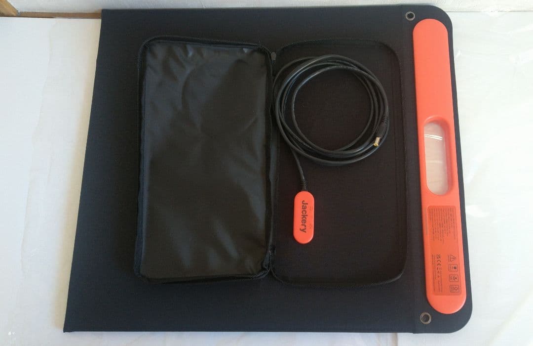 【美品】Jackery SolarSaga 100ソーラーパネル JS-100C