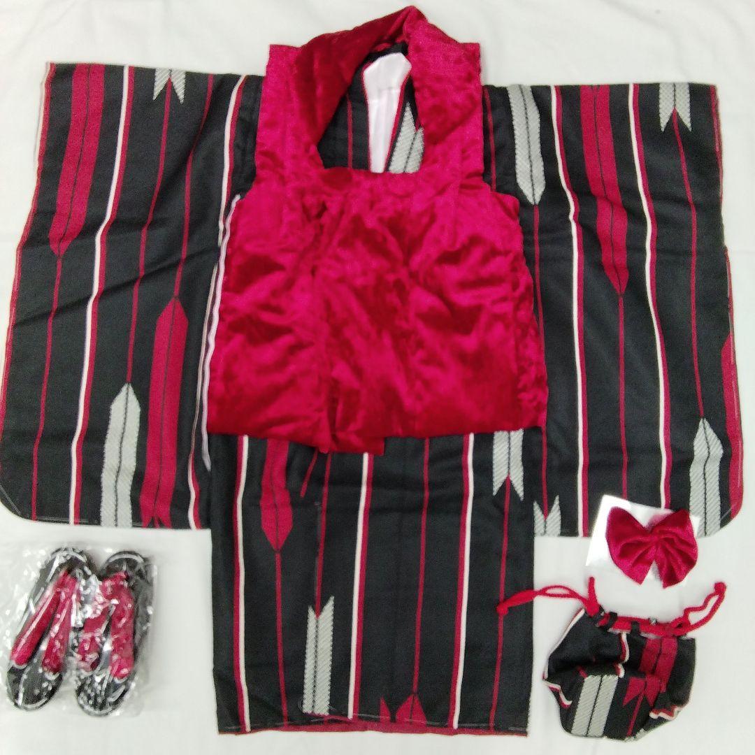 七五三♡着物　フルセット　矢羽根　黒　赤　3歳　皮布着　　♯3710