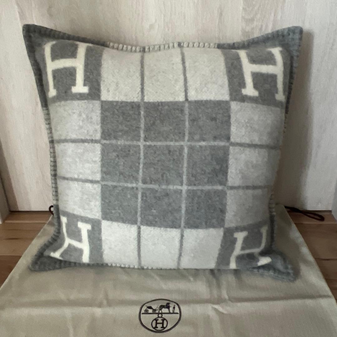 エルメスクッション正規品