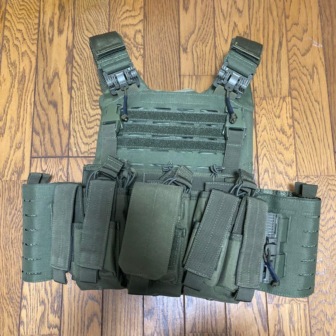 コンドル　プレキャリ VANQUISH RS PLATE CARRIER