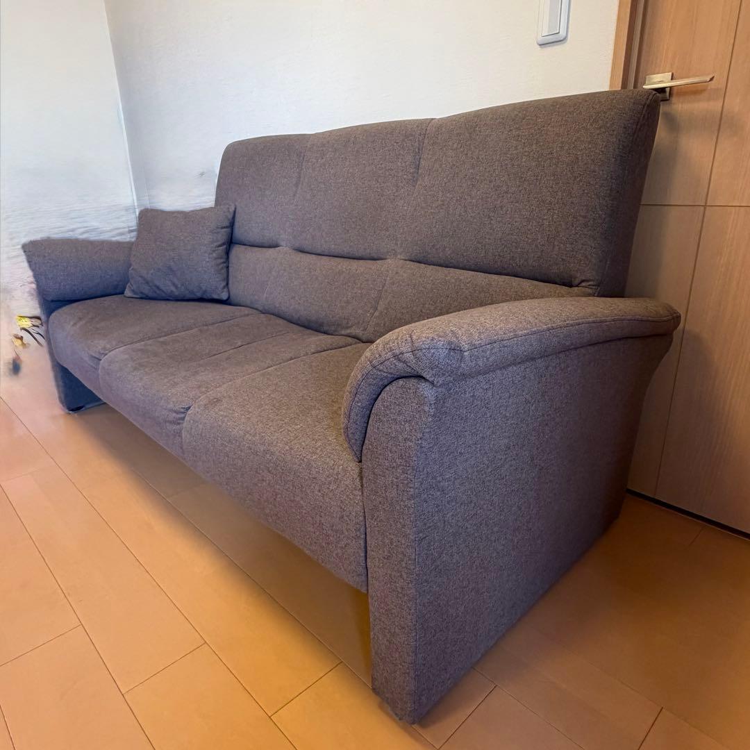 ニトリ 3人掛けソファ クッション付き